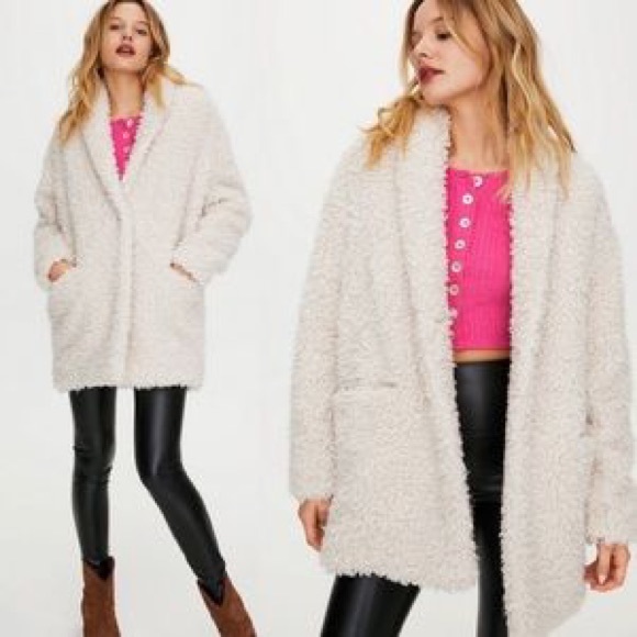 Wilfred Free Oracle Teddy Coat - Picture 2 of 10